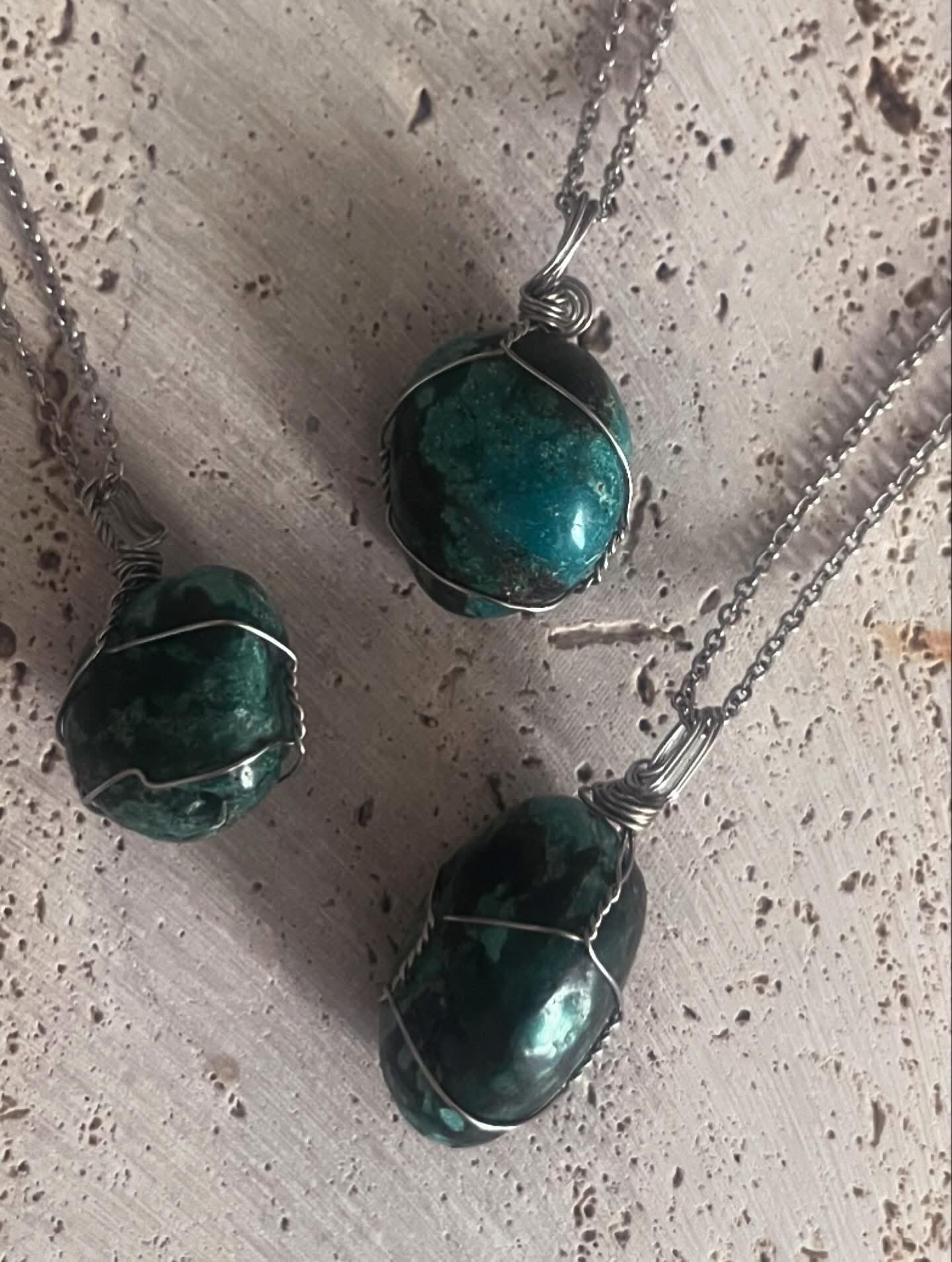 Collar de Turquesa Africana – Renacimiento, Calma y Evolución